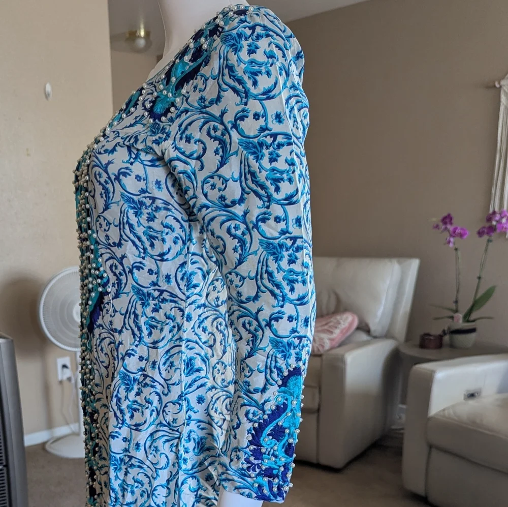 Elegant Blue Patterned Dress - Picture 6 of 10